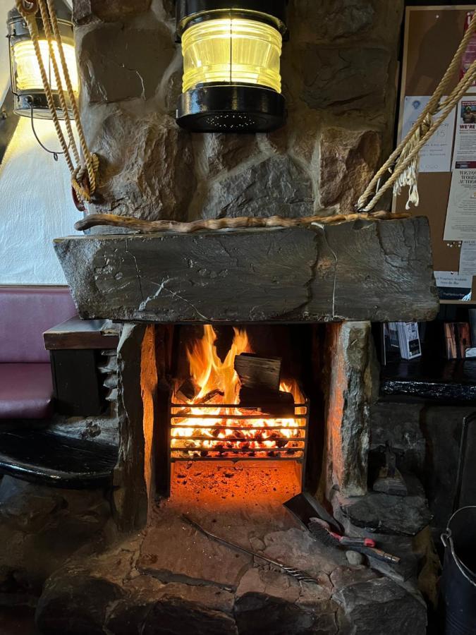 The Harbour Inn Garlieston Esterno foto