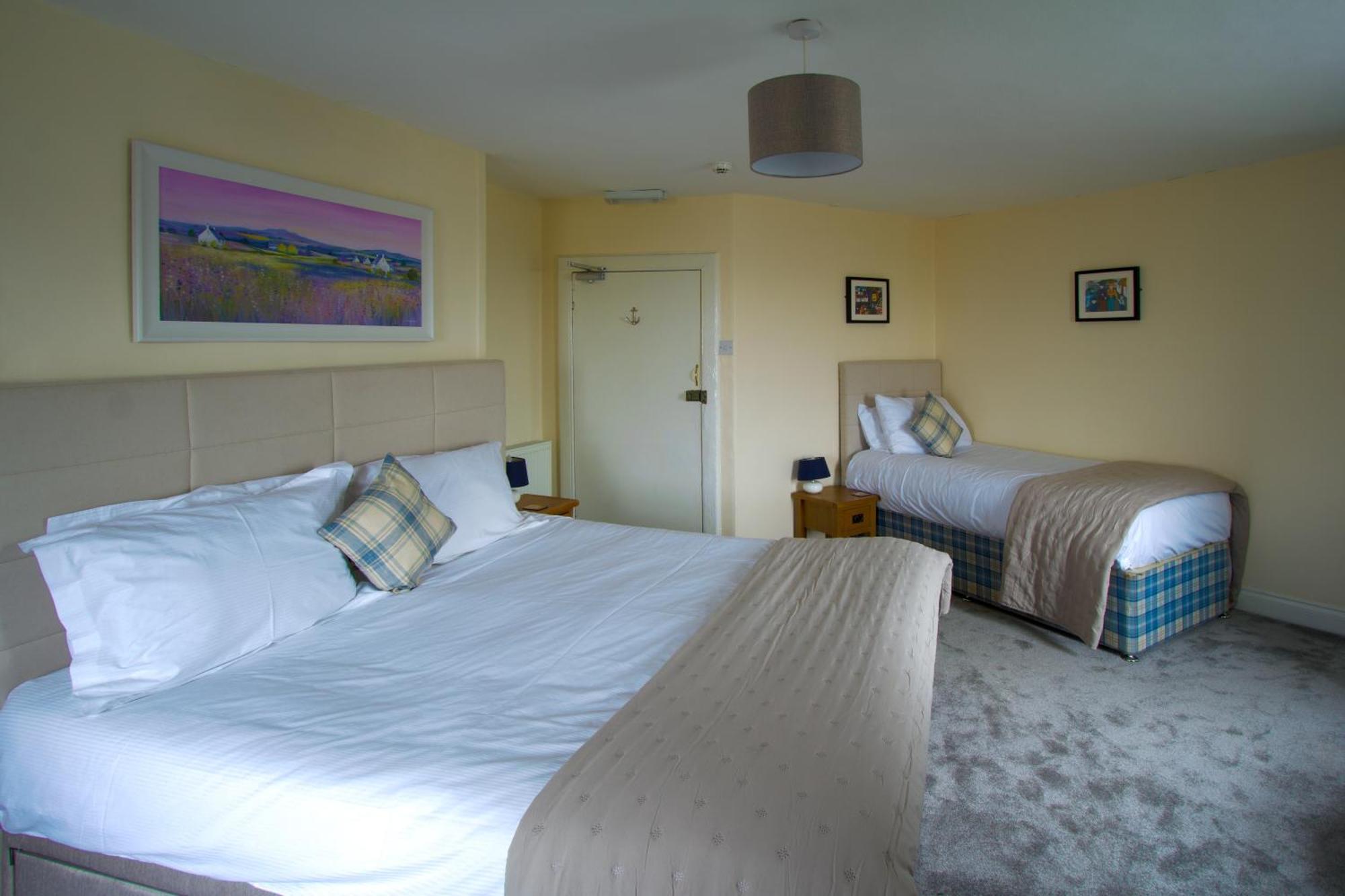 The Harbour Inn Garlieston Esterno foto